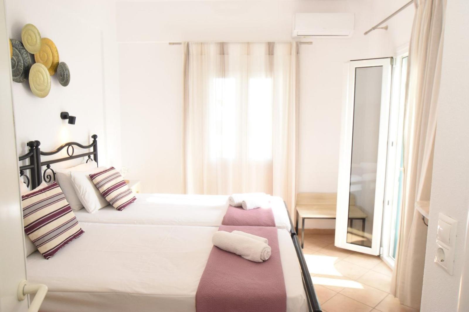 Celeste Apartments ออร์นอส ภายนอก รูปภาพ