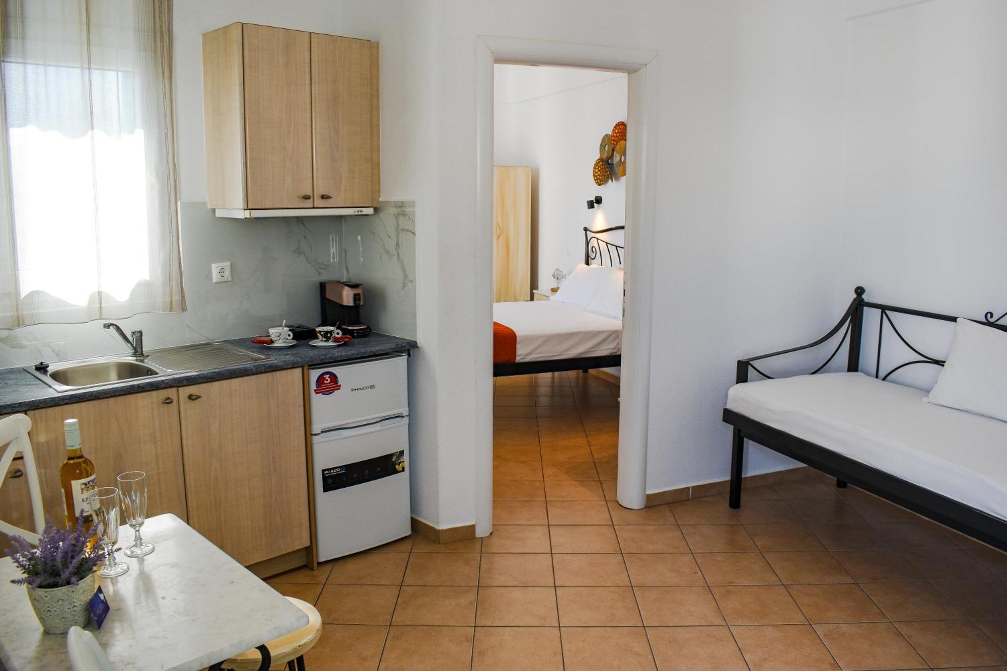 Celeste Apartments ออร์นอส ภายนอก รูปภาพ