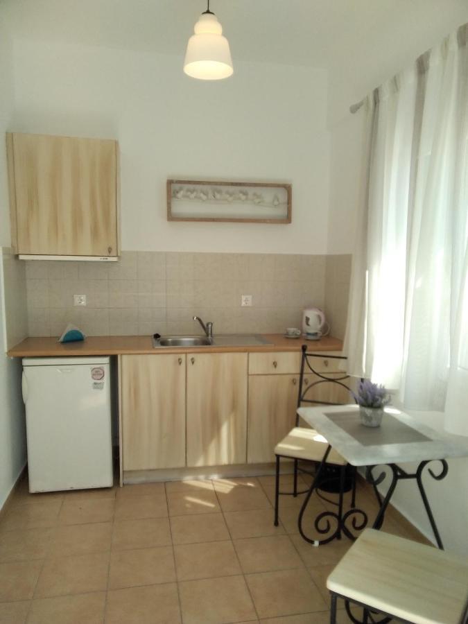 Celeste Apartments ออร์นอส ภายนอก รูปภาพ